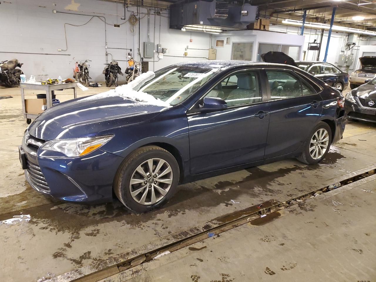 toyota camry 2017 4t4bf1fk3gr564185