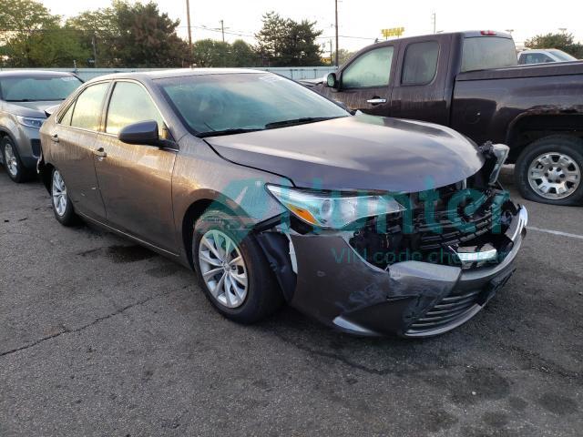 toyota camry le 2015 4t4bf1fk5fr445701