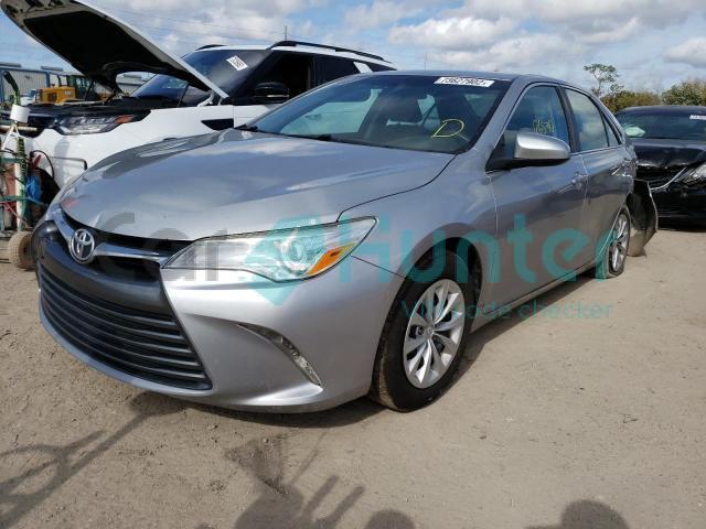 toyota camry le 2016 4t4bf1fk8gr540724