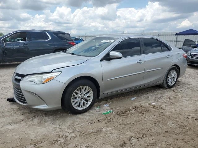 toyota camry le 2016 4t4bf1fk9gr555197