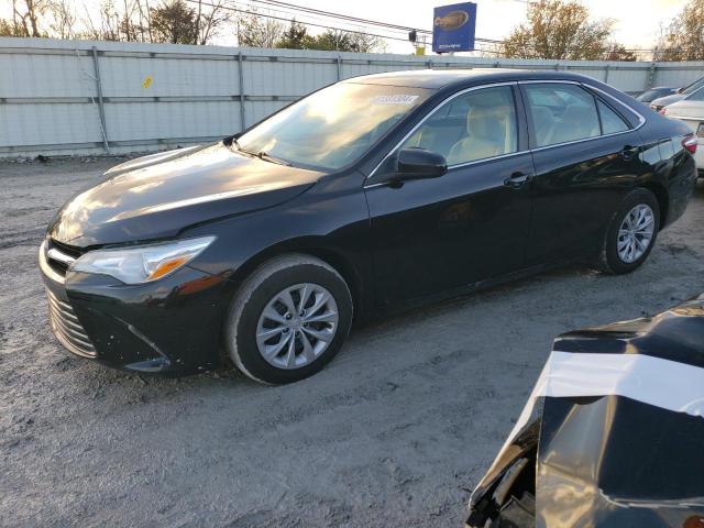 toyota camry le 2016 4t4bf1fk9gr582352