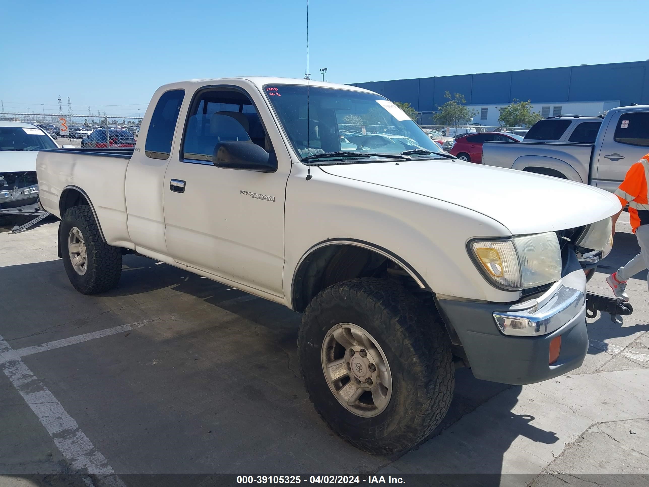 toyota tacoma 2000 4tasn92n4yz604841