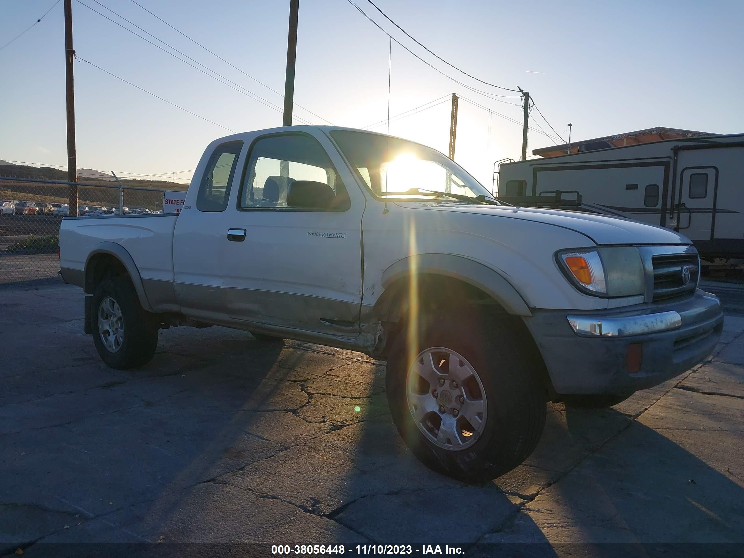 toyota tacoma 1999 4tasn92nxxz563694