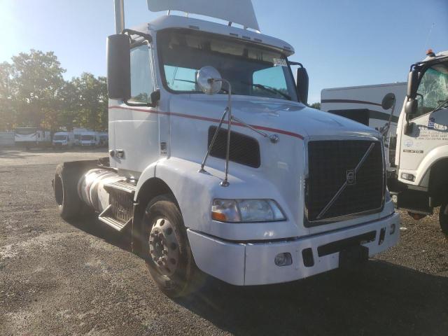 volvo vn vnm 2013 4v4m19dg2dn140641