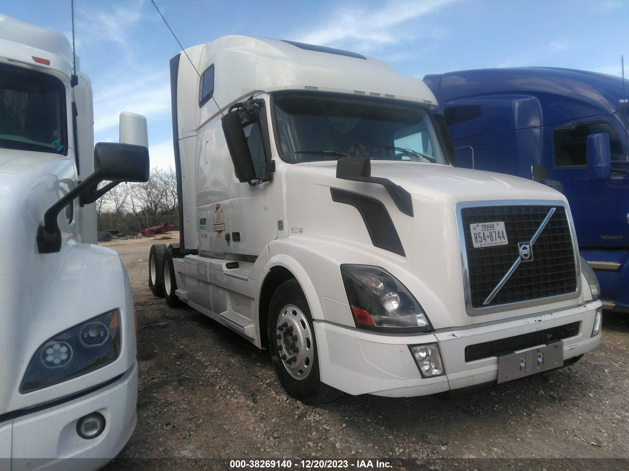 volvo  2016 4v4nc9eh2gn945565