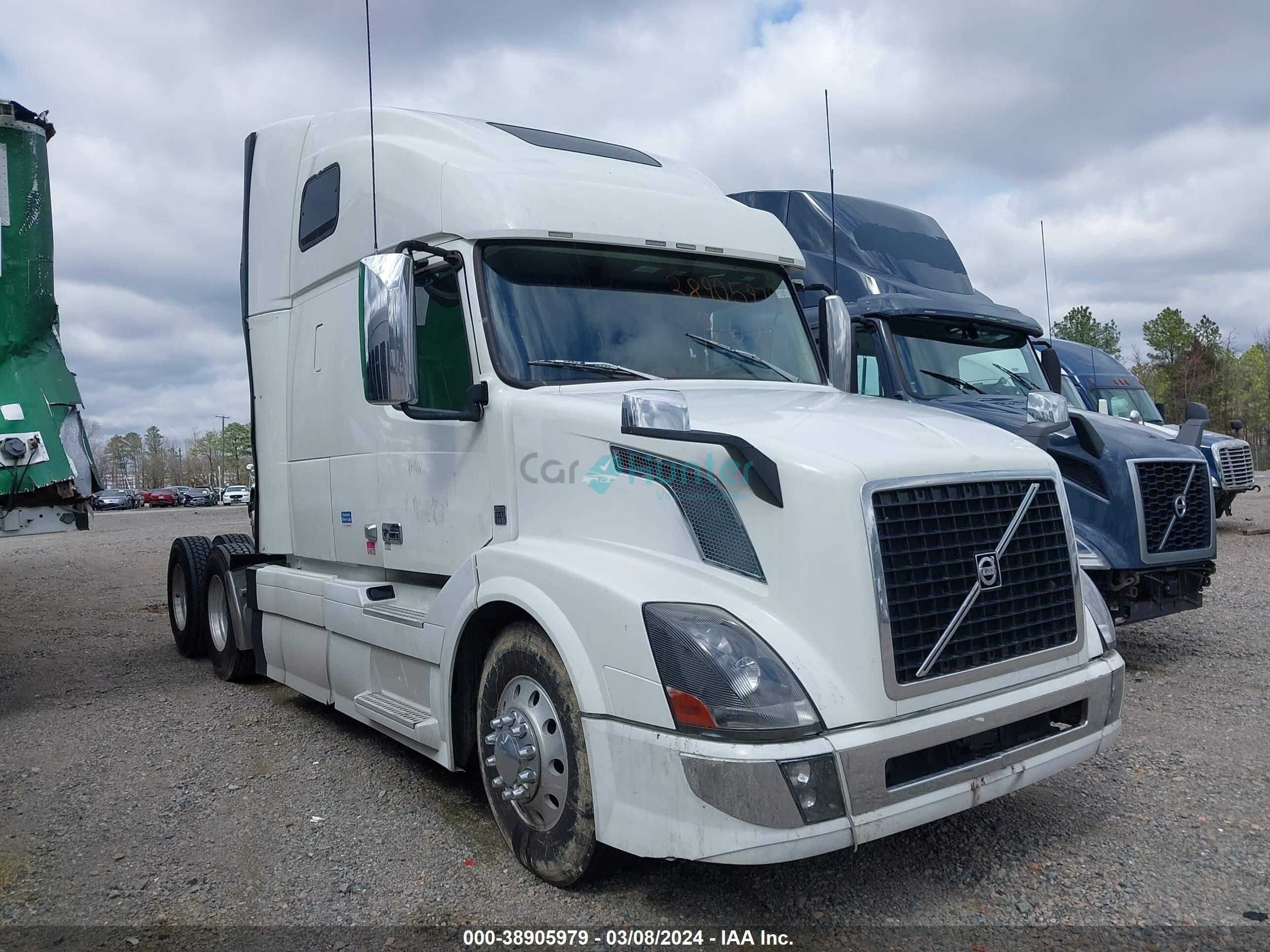 volvo  2016 4v4nc9eh3gn958177