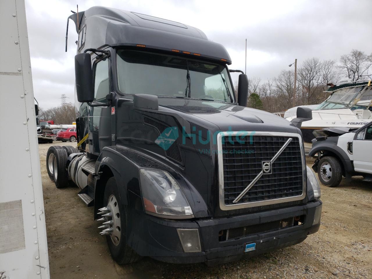 volvo  2016 4v4nc9eh5gn952770