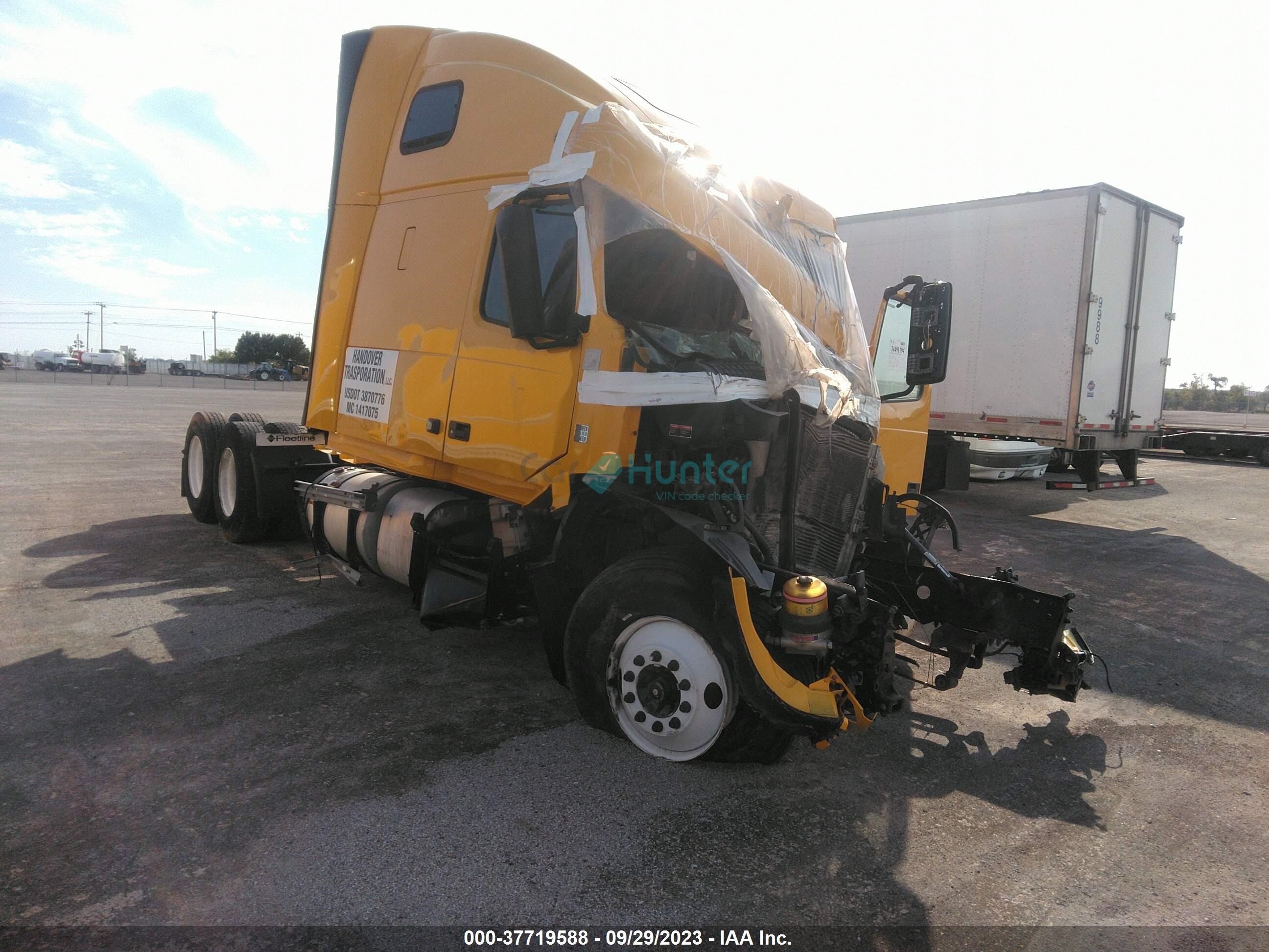 volvo  2016 4v4nc9eh6gn938912