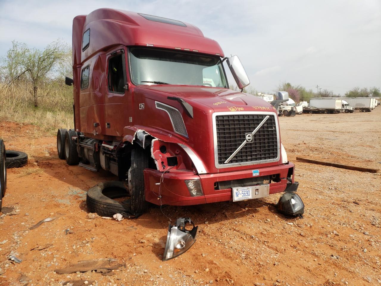 volvo  2016 4v4nc9eh8gn937826