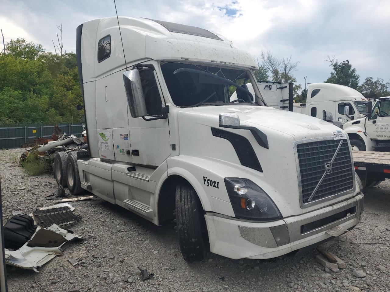 volvo  2019 4v4nc9eh8kn902597