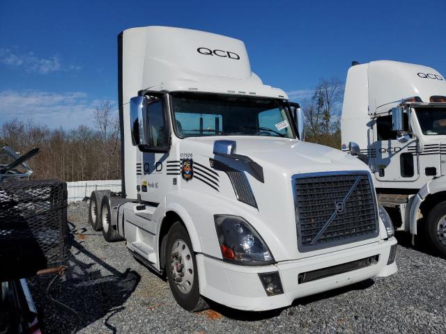 volvo vn vnl 2014 4v4nc9eh9en169707