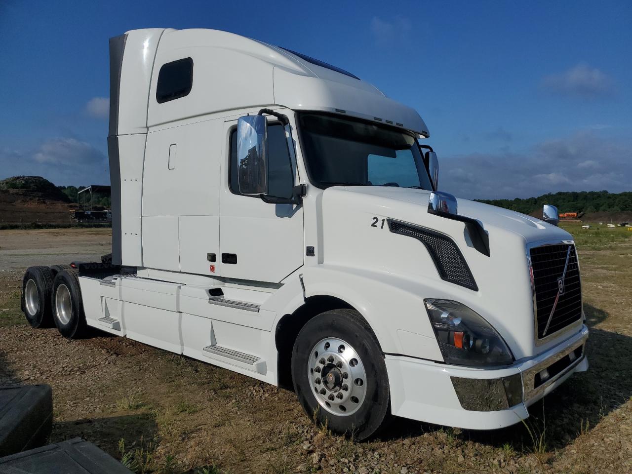 volvo  2015 4v4nc9eh9fn909869