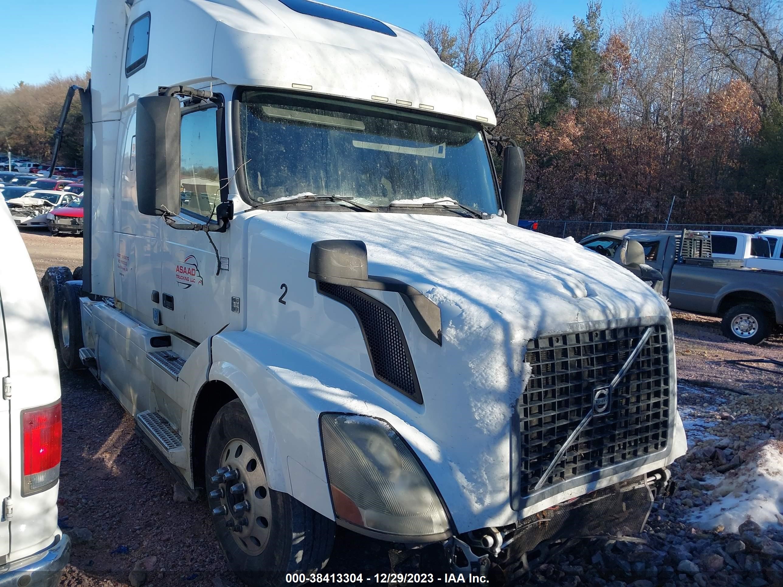 volvo  2014 4v4nc9ehxen166198