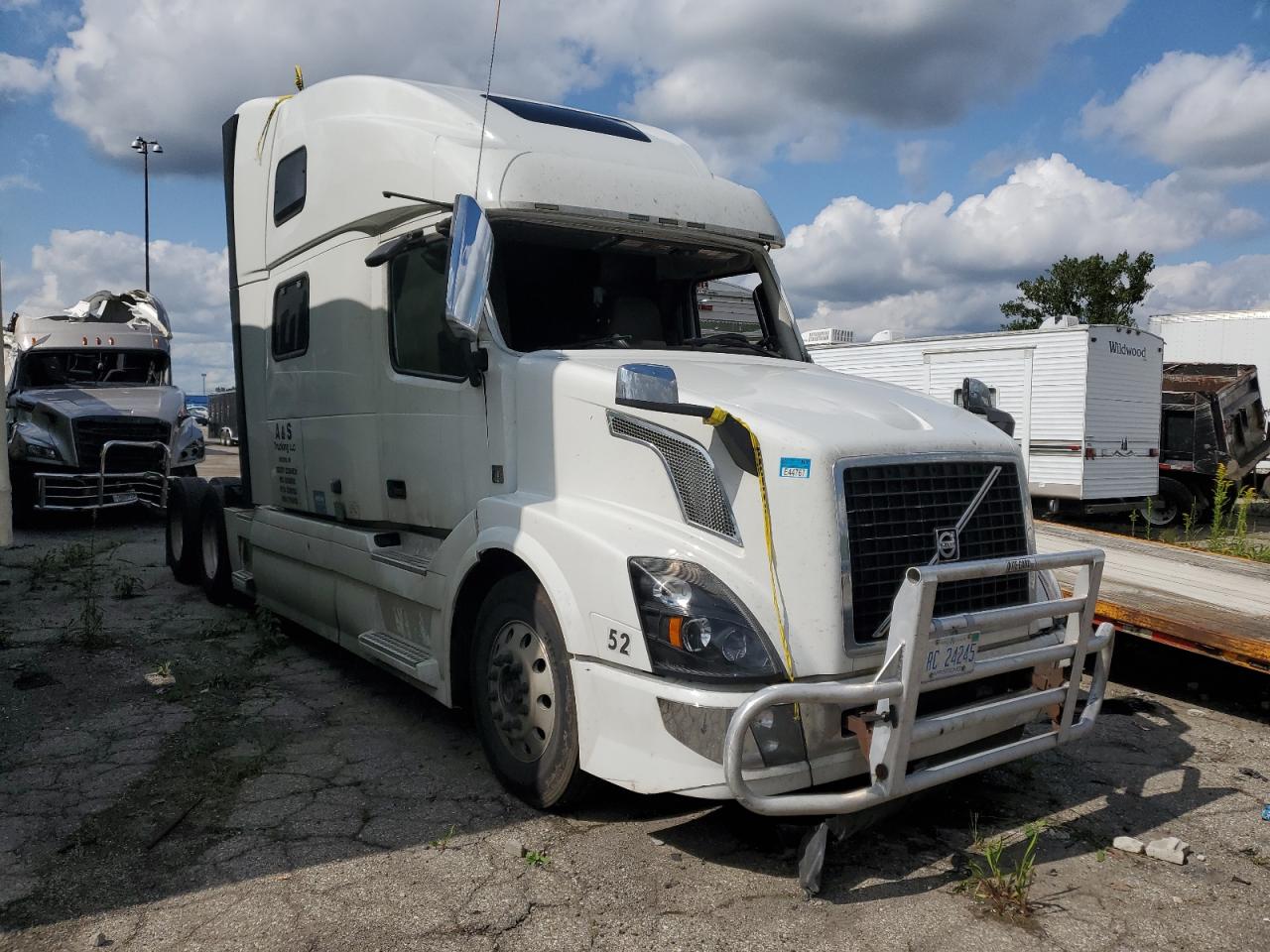 volvo  2017 4v4nc9ej7hn970868