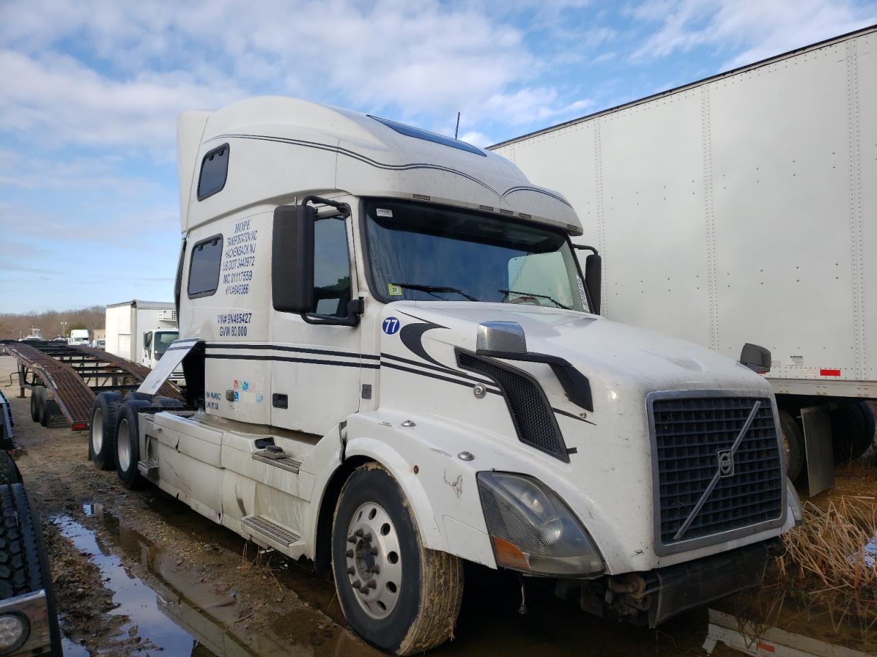 volvo  2009 4v4nc9ejx9n495427