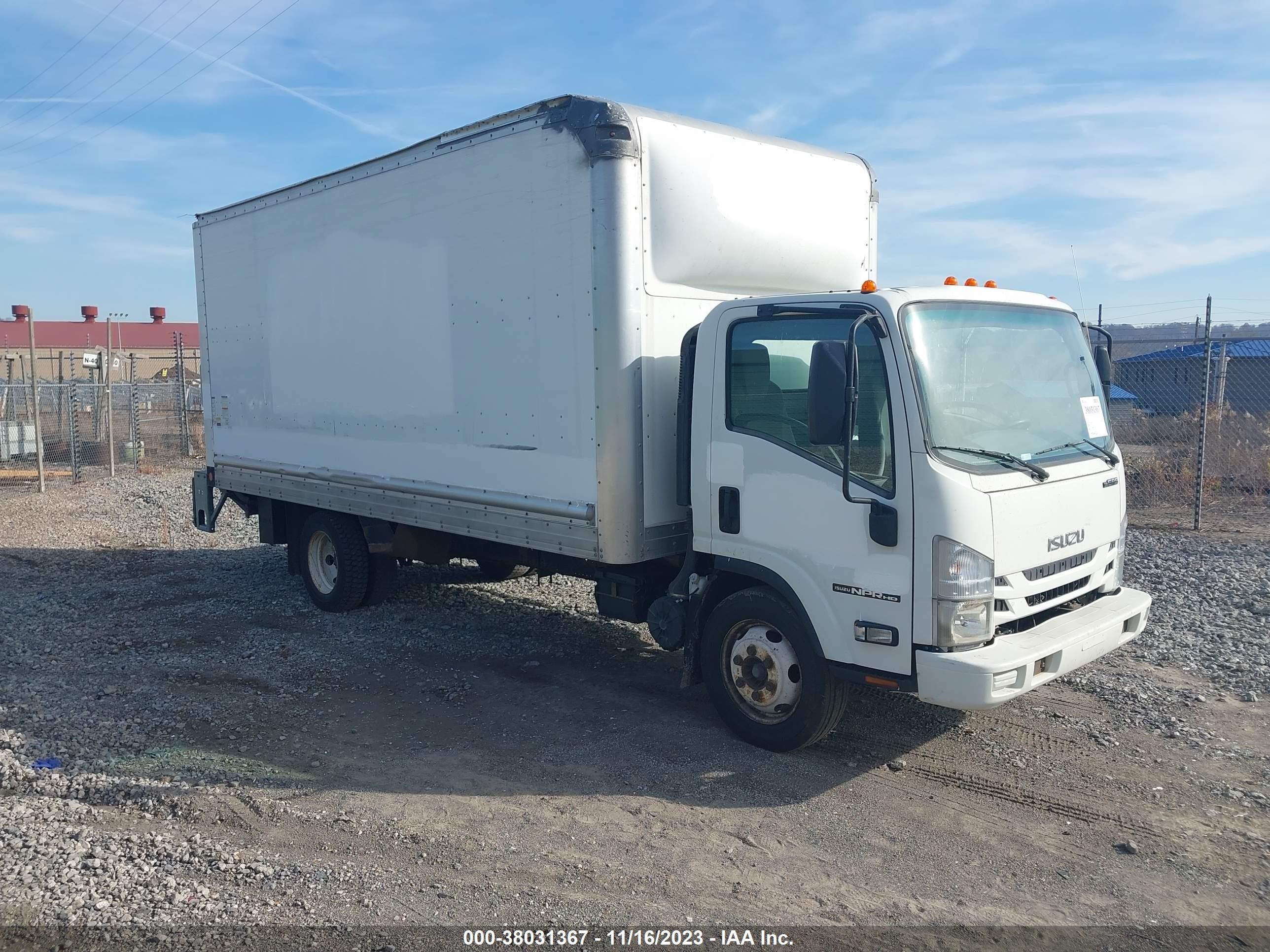 isuzu  2016 54dc4w1b3gs803545