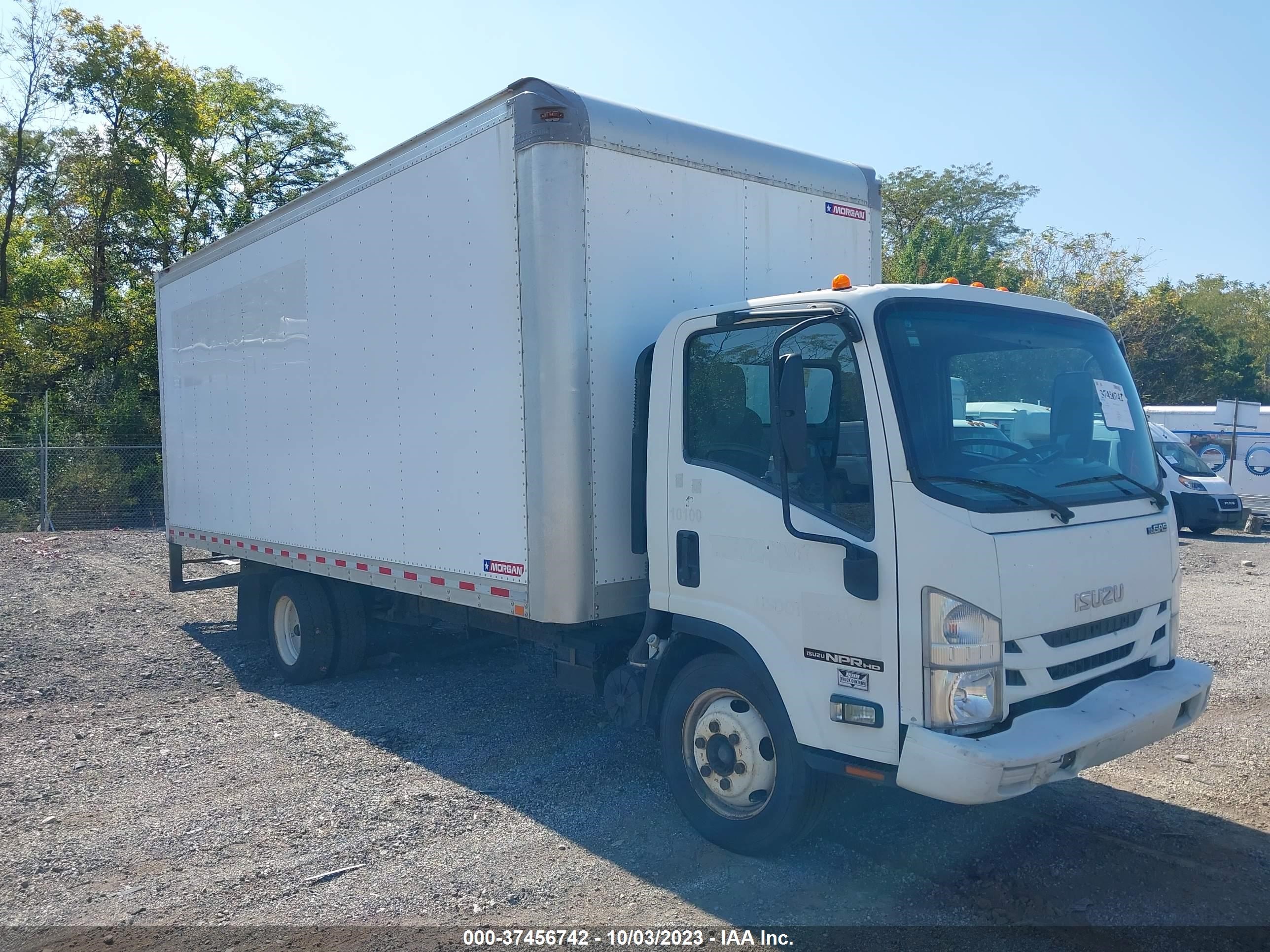 isuzu  2017 54dc4w1b4hs808352