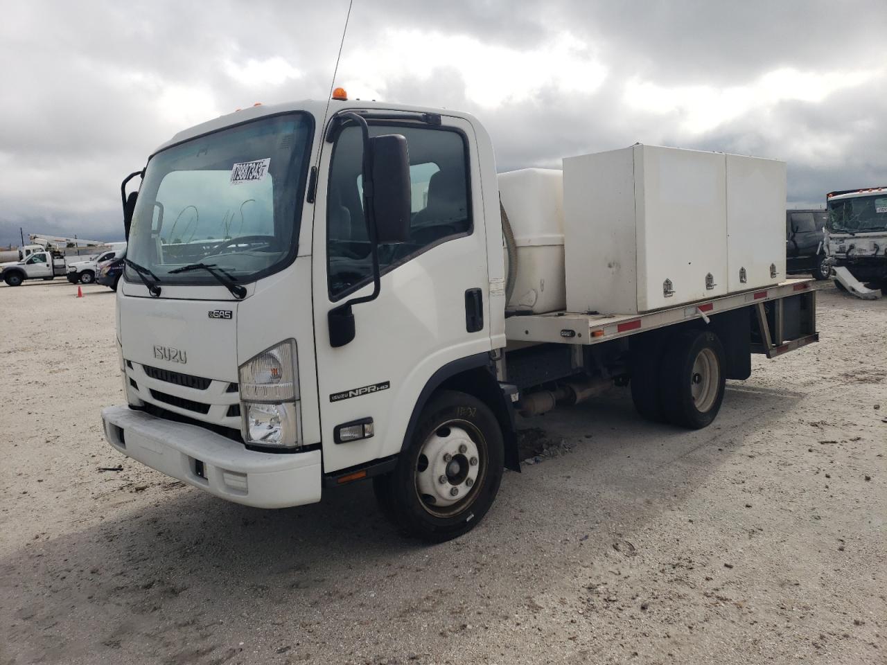 isuzu  2019 54dc4w1b7ks811852