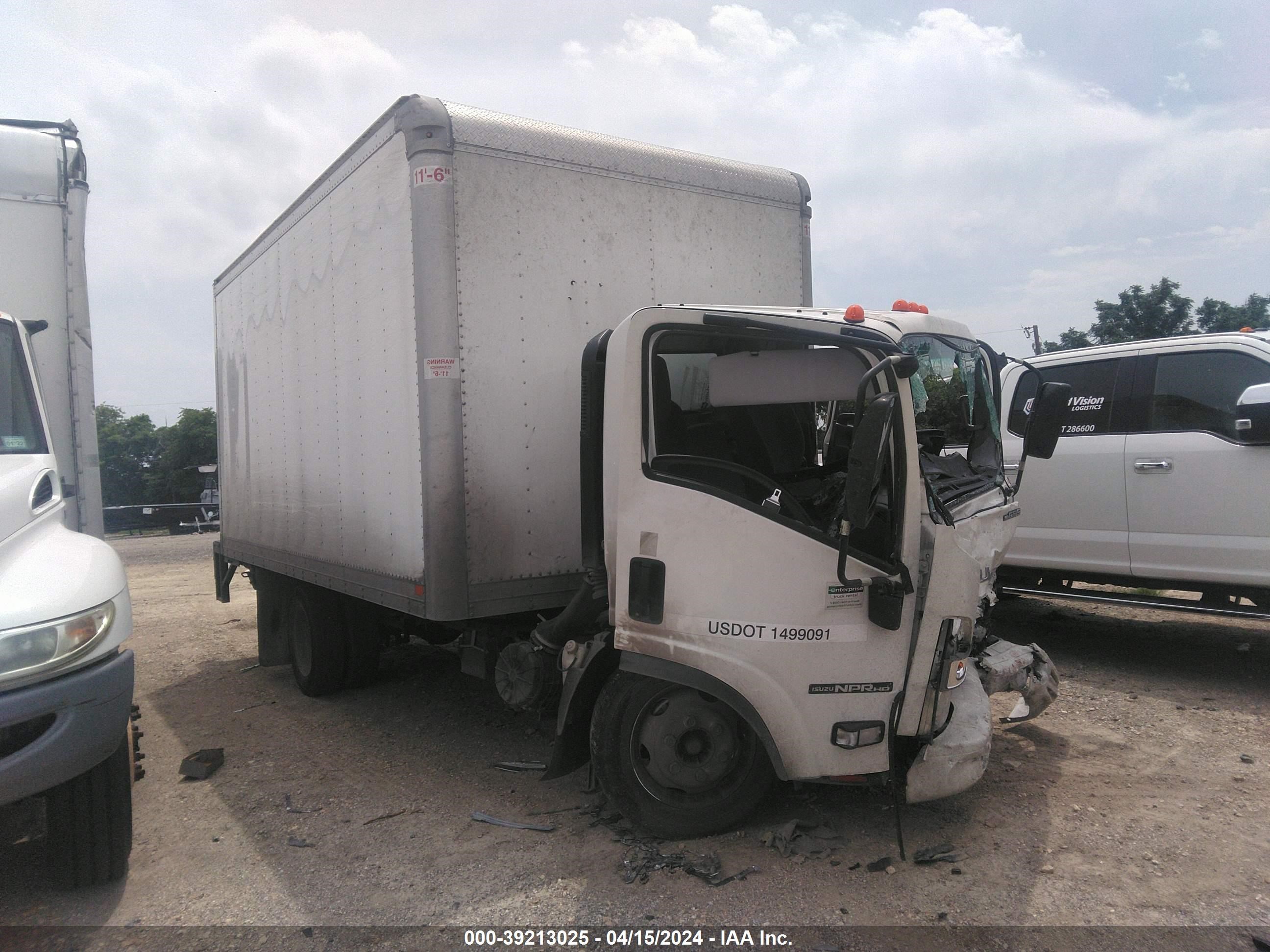 isuzu  2023 54dc4w1d6ps202518