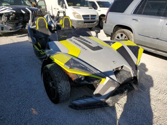 polaris slingshot 2018 57xaarfaxj8126415