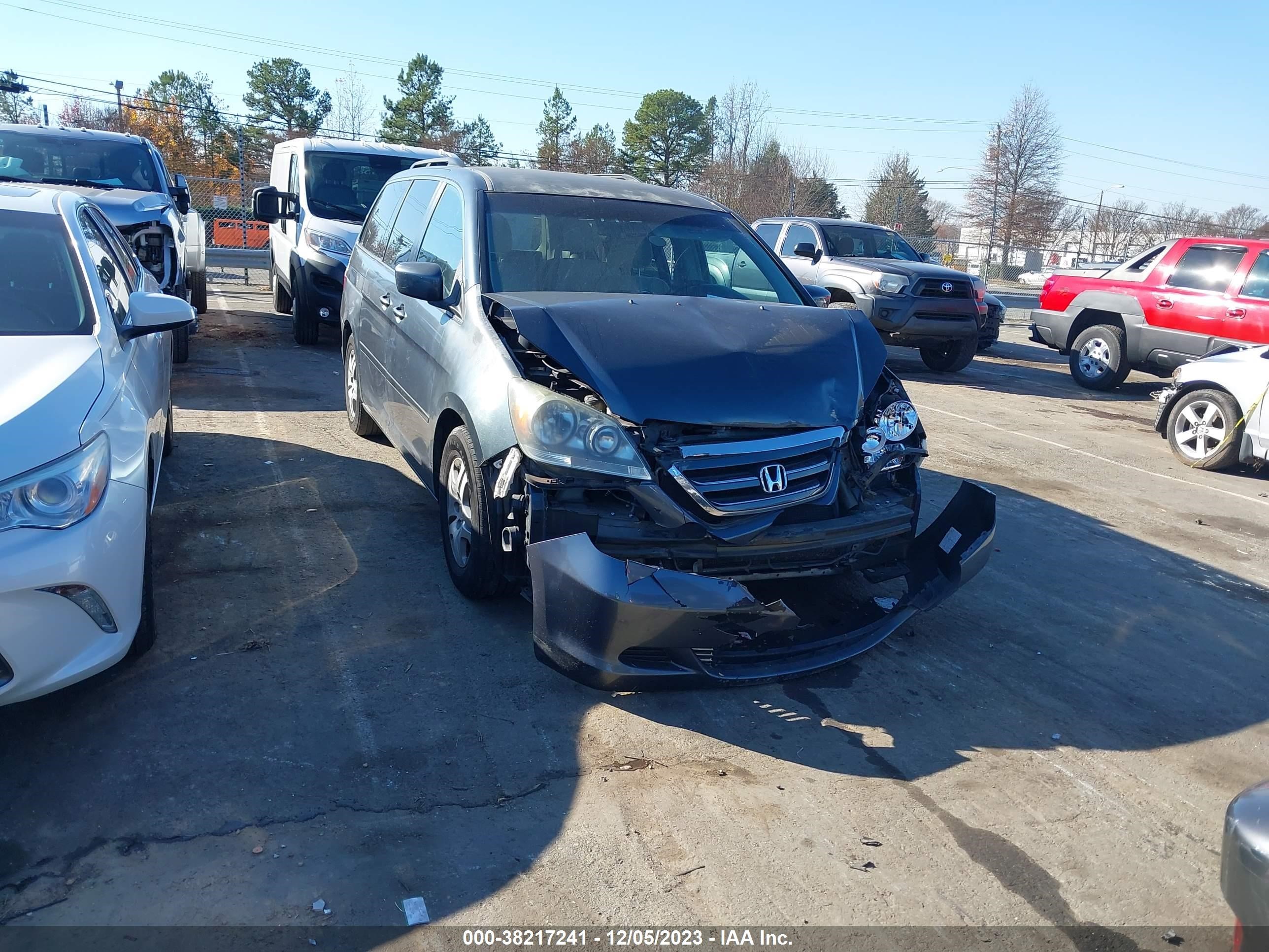 honda odyssey 2006 5fnrl38416b436485