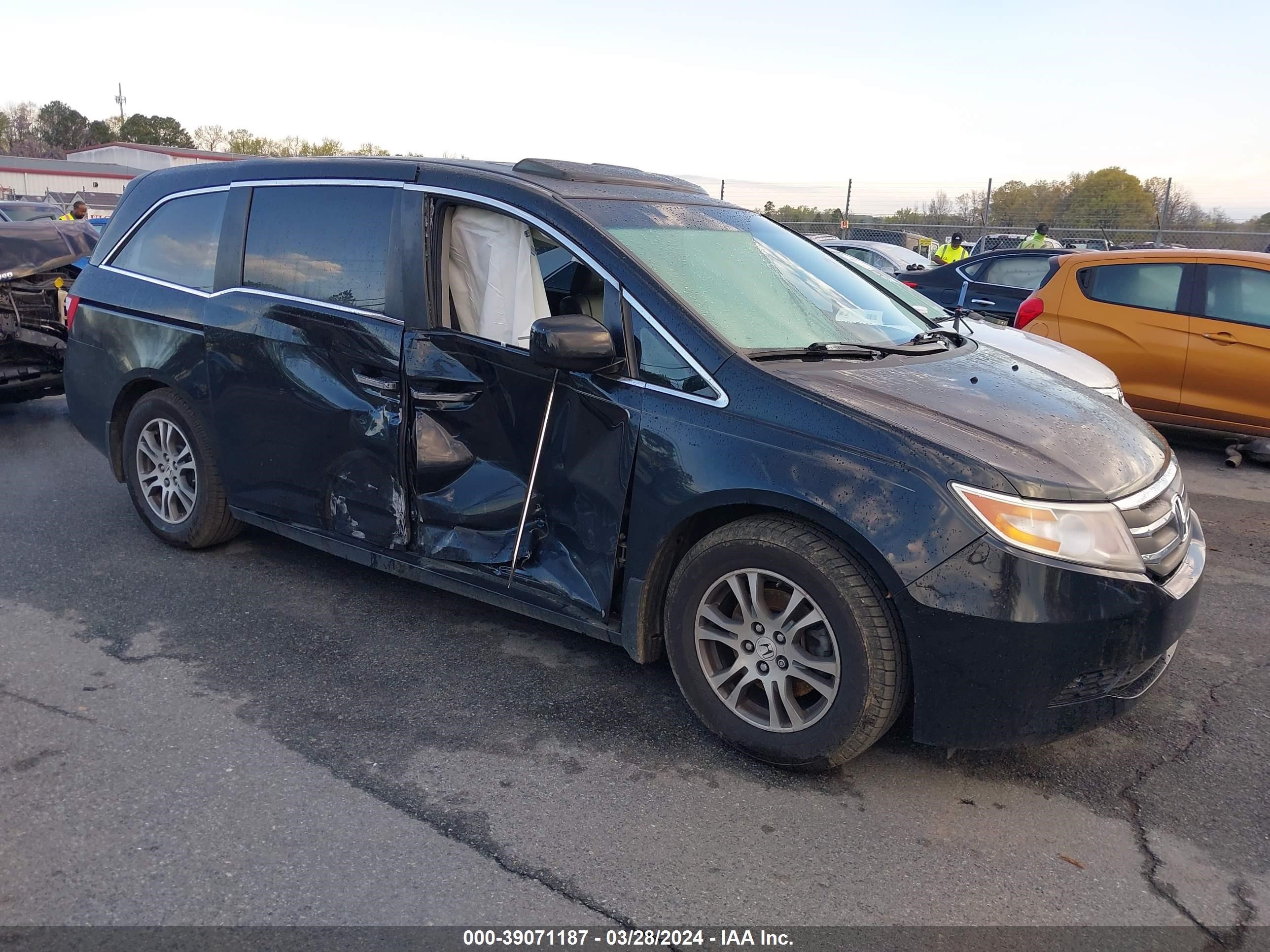 honda odyssey 2013 5fnrl5h66db075040