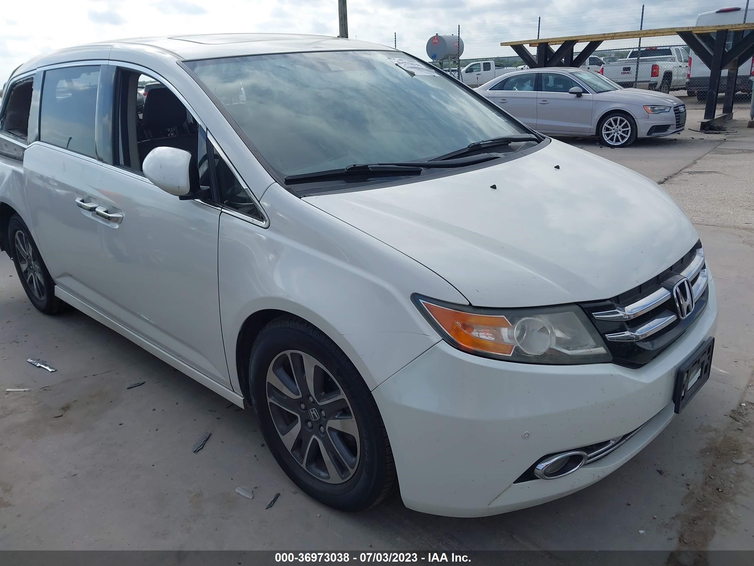 honda odyssey 2015 5fnrl5h92fb066087