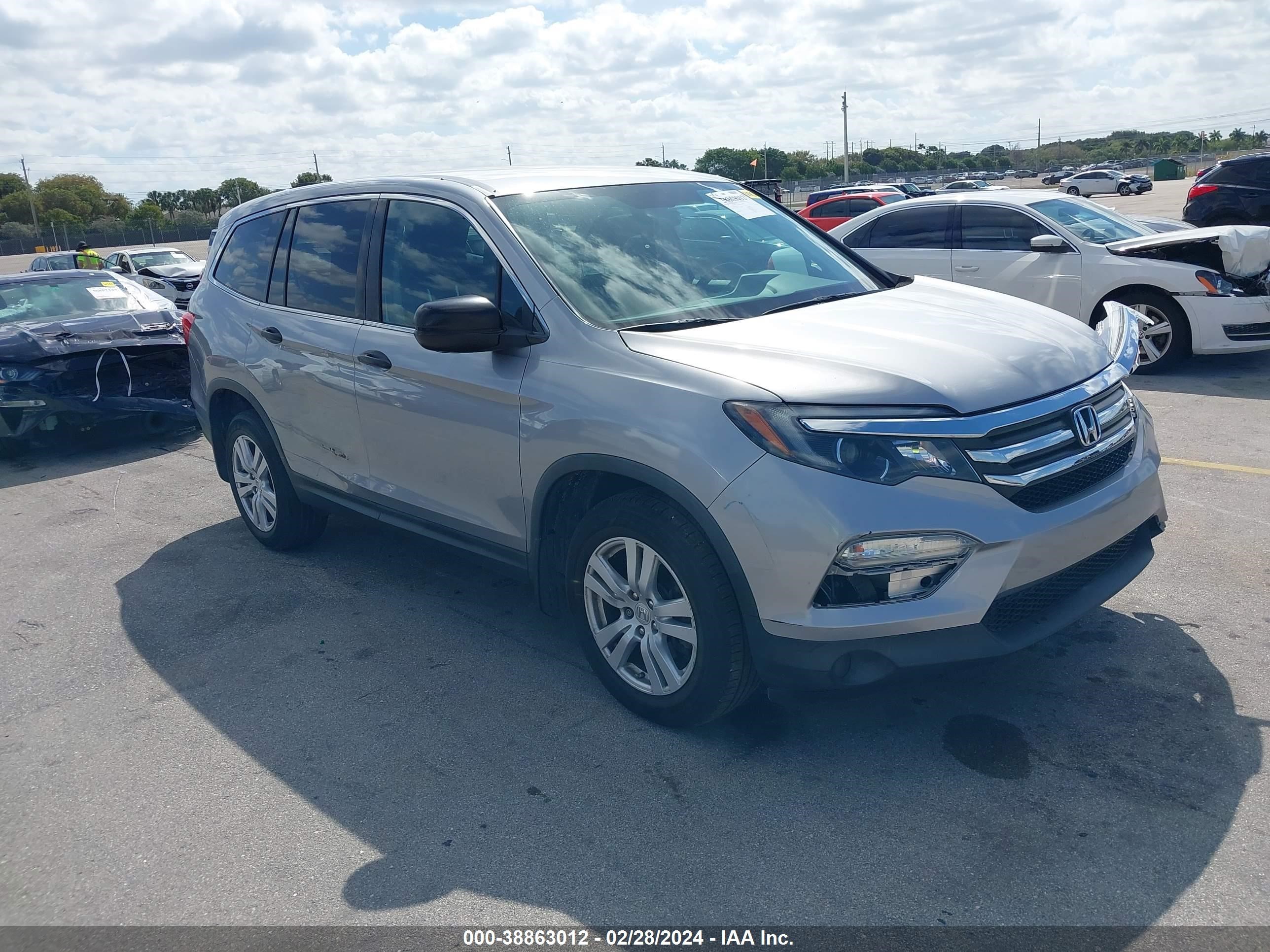 honda pilot 2017 5fnyf5h11hb010934