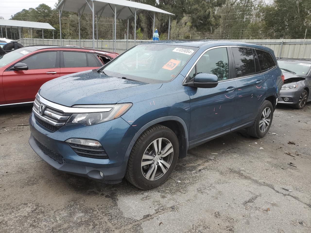 honda pilot 2018 5fnyf5h58jb005612