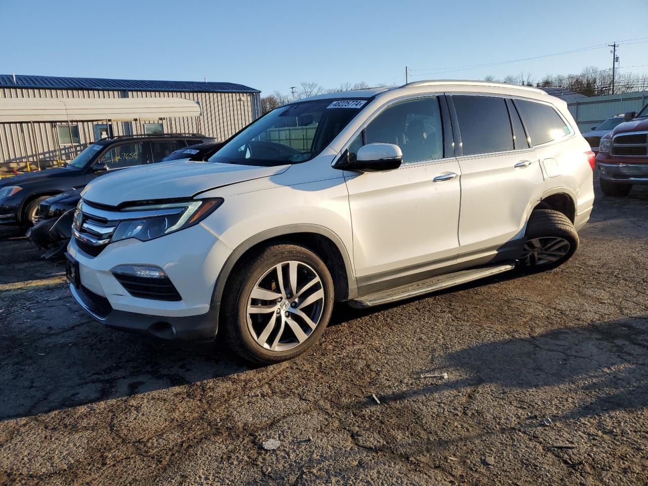 honda pilot tour 2017 5fnyf6h91hb009522