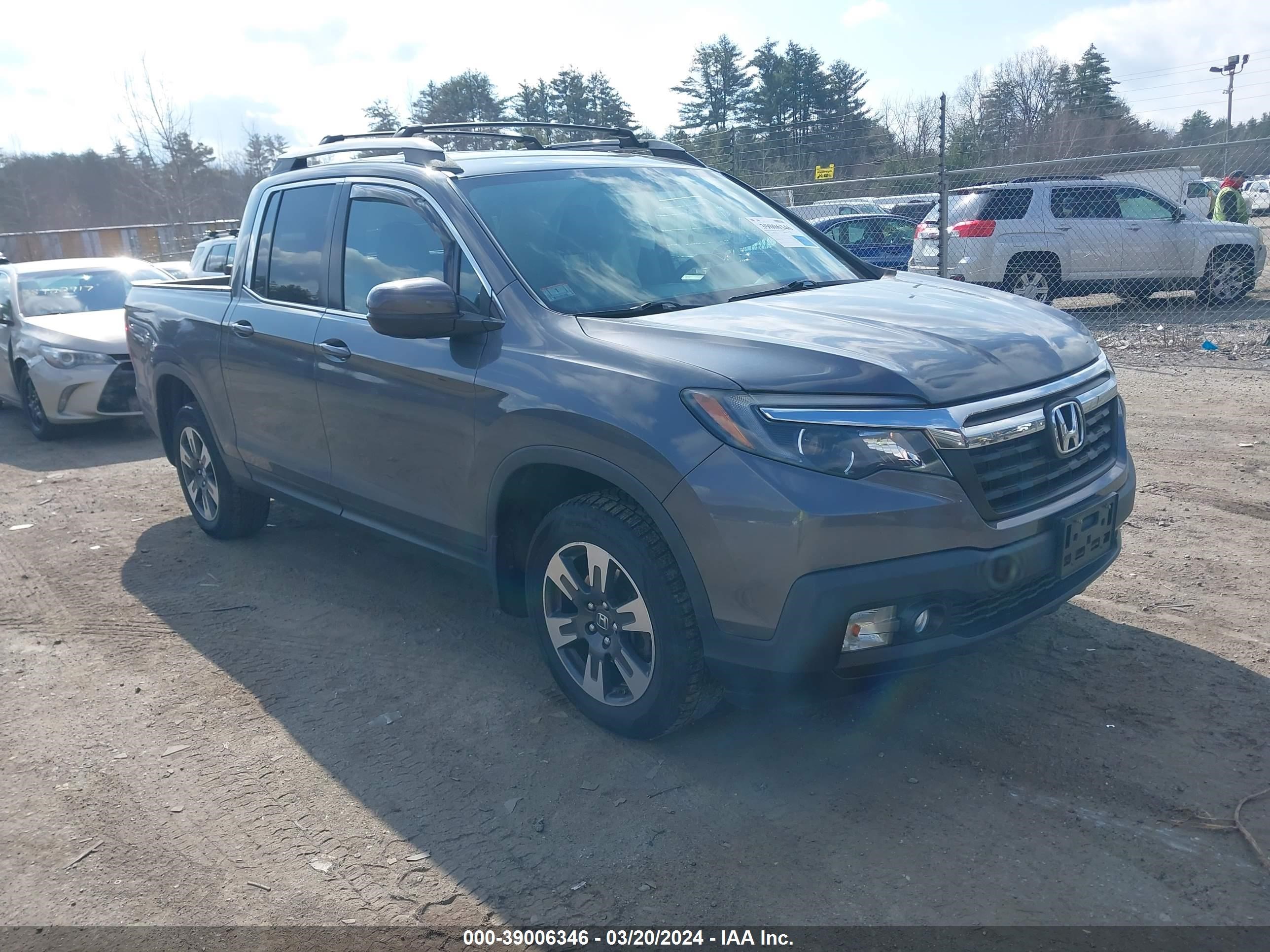 honda ridgeline 2018 5fpyk3f56jb014061