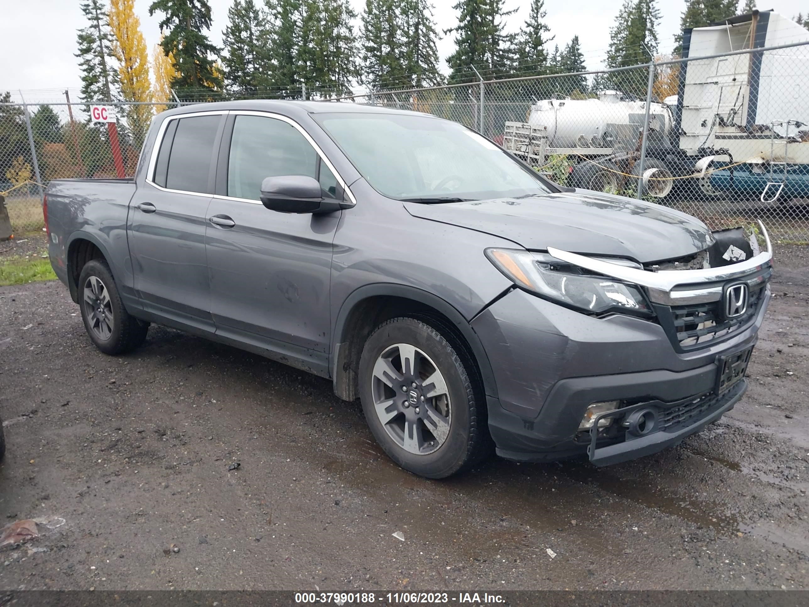 honda ridgeline 2018 5fpyk3f57jb010200