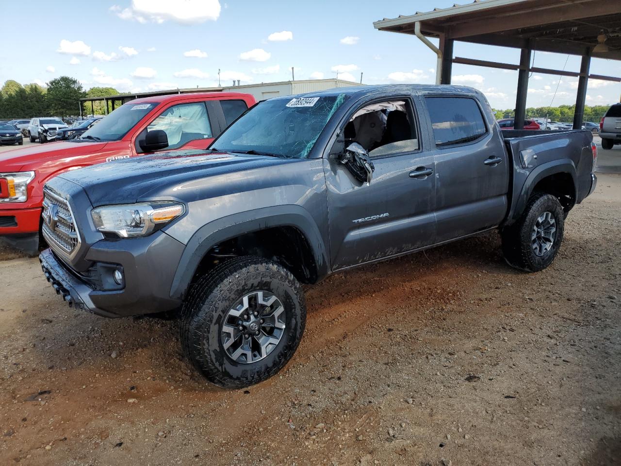 toyota tacoma 2017 5gfcz5an6hx050608