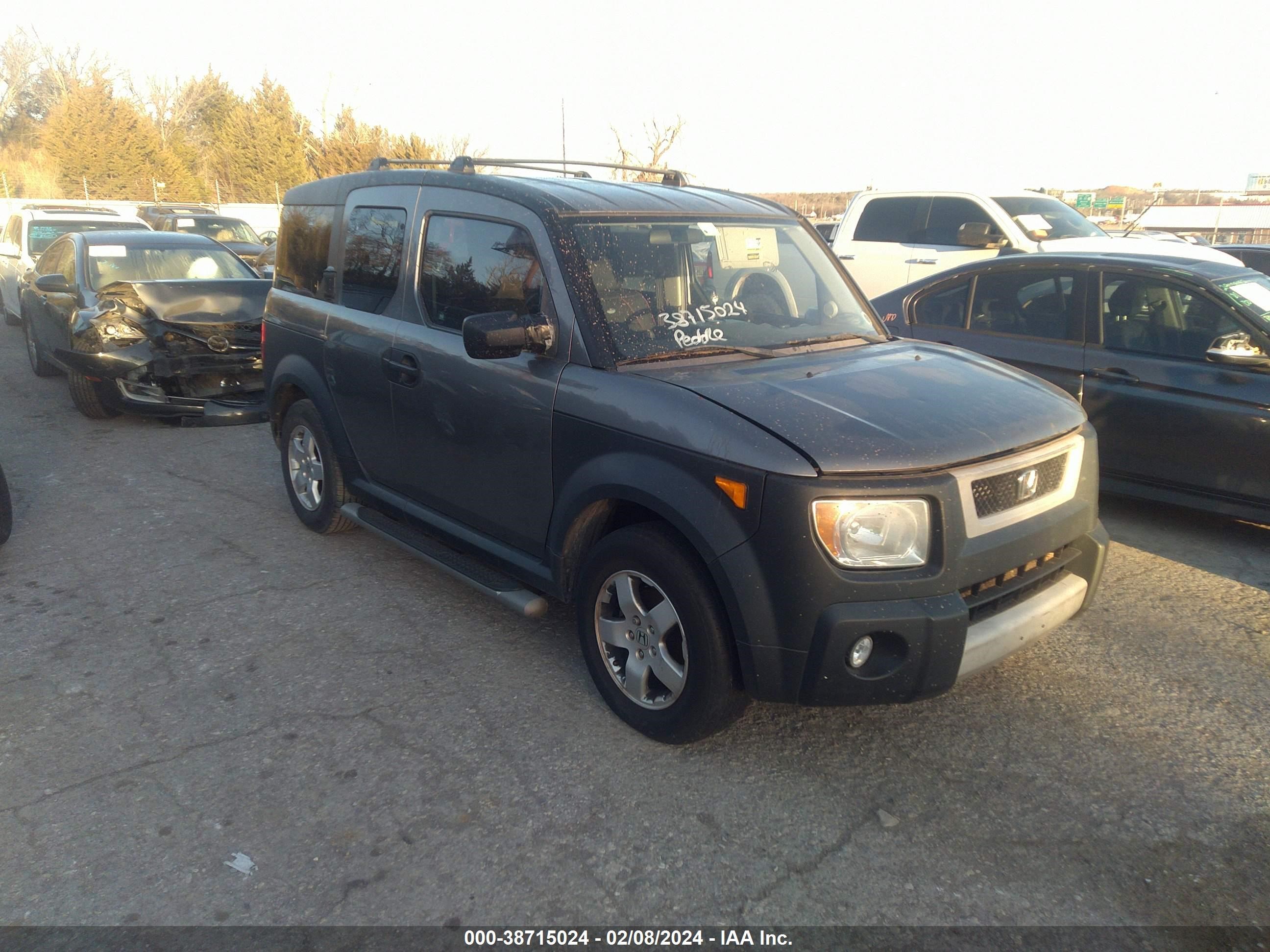 honda element 2005 5j6yh286x5l025648