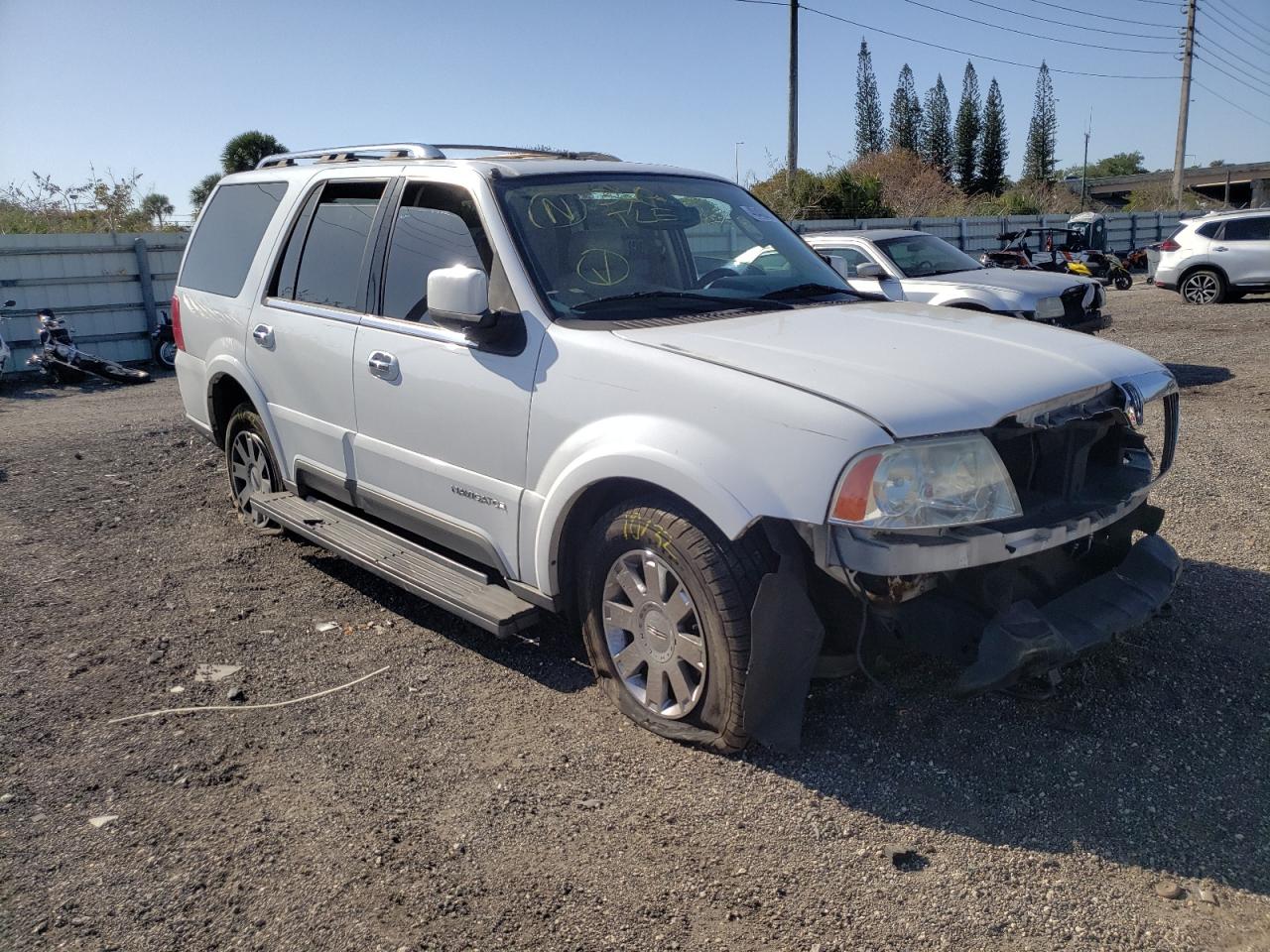 lincoln navigator 2004 5lmfu27r94lj23856