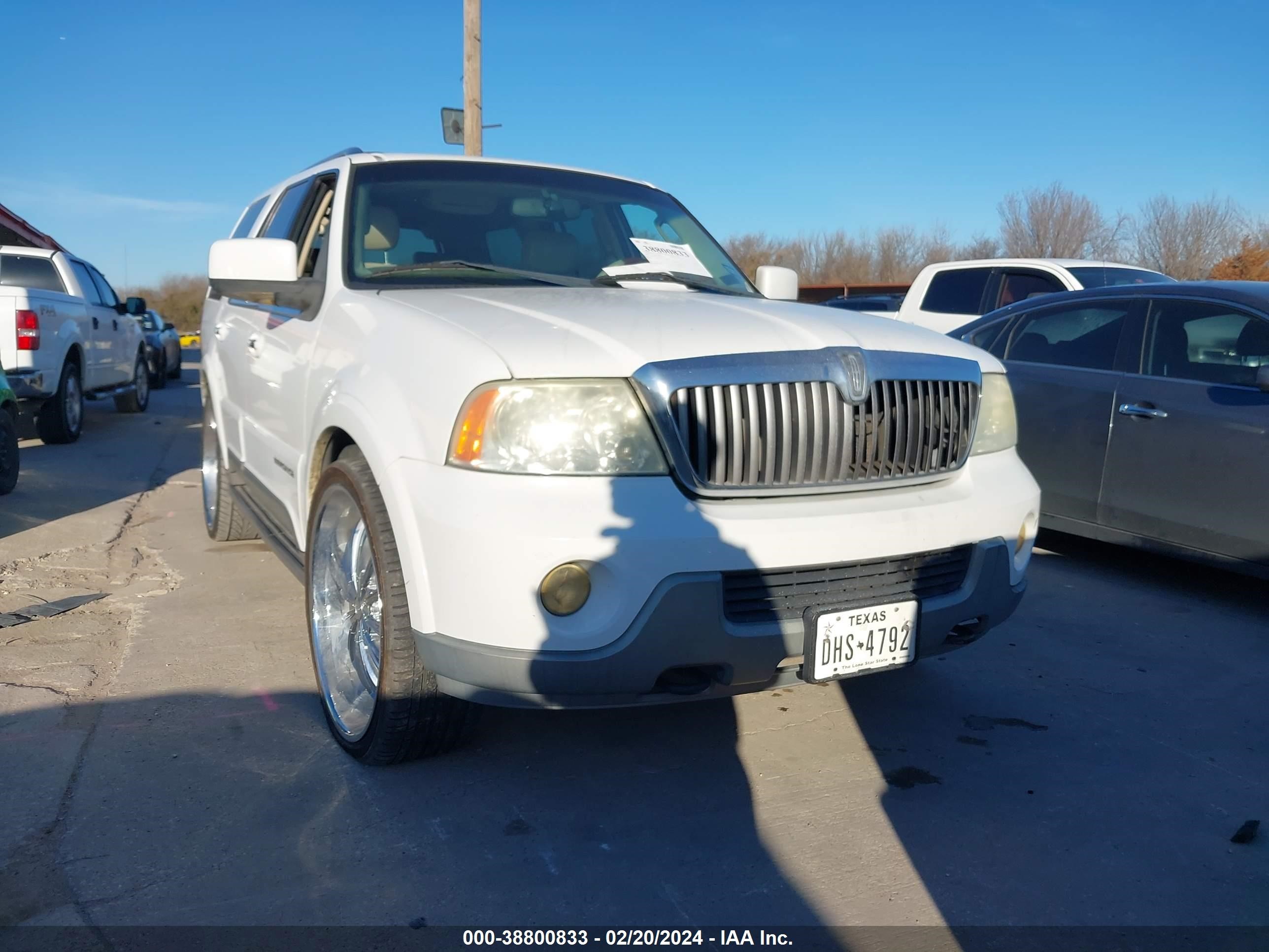 lincoln navigator 2004 5lmfu28r34lj19669