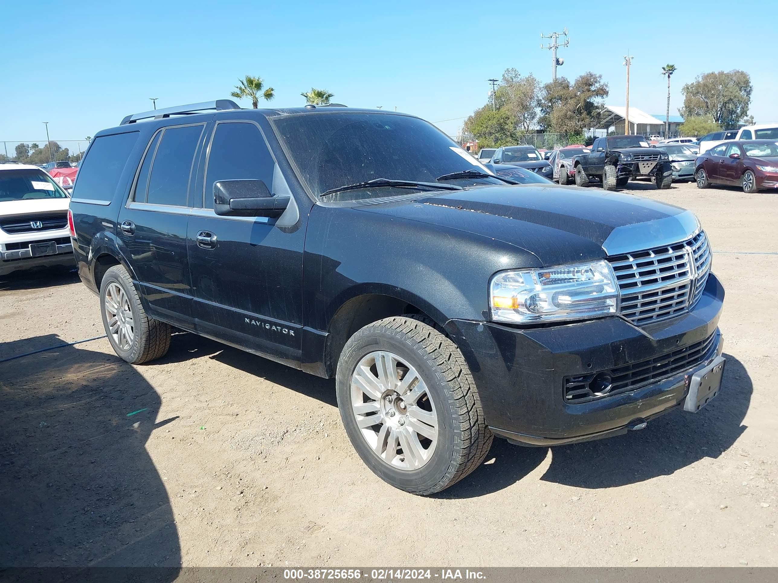 lincoln navigator 2011 5lmjj2j53bej03290