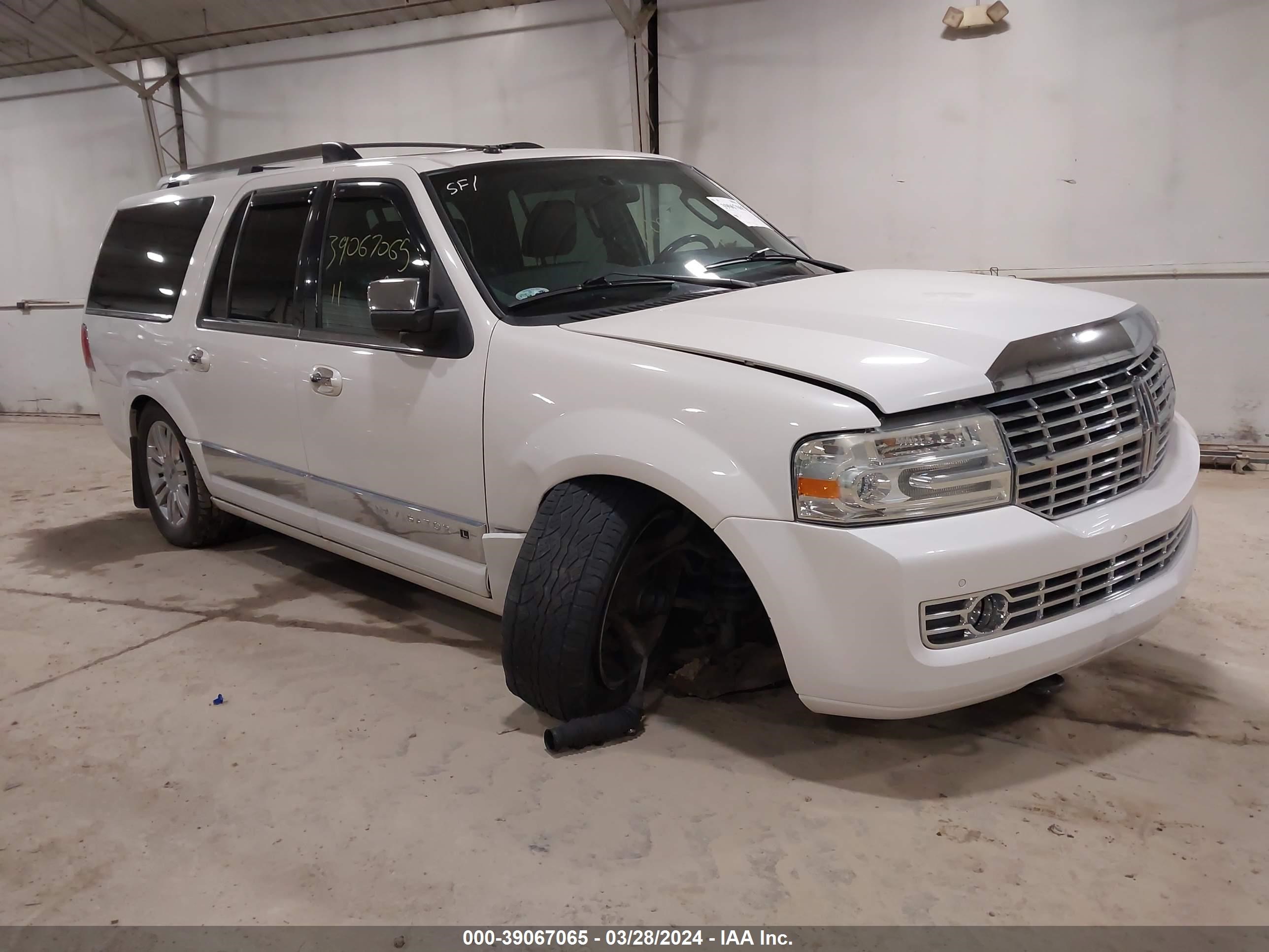 lincoln navigator 2011 5lmjj3j57bej00463