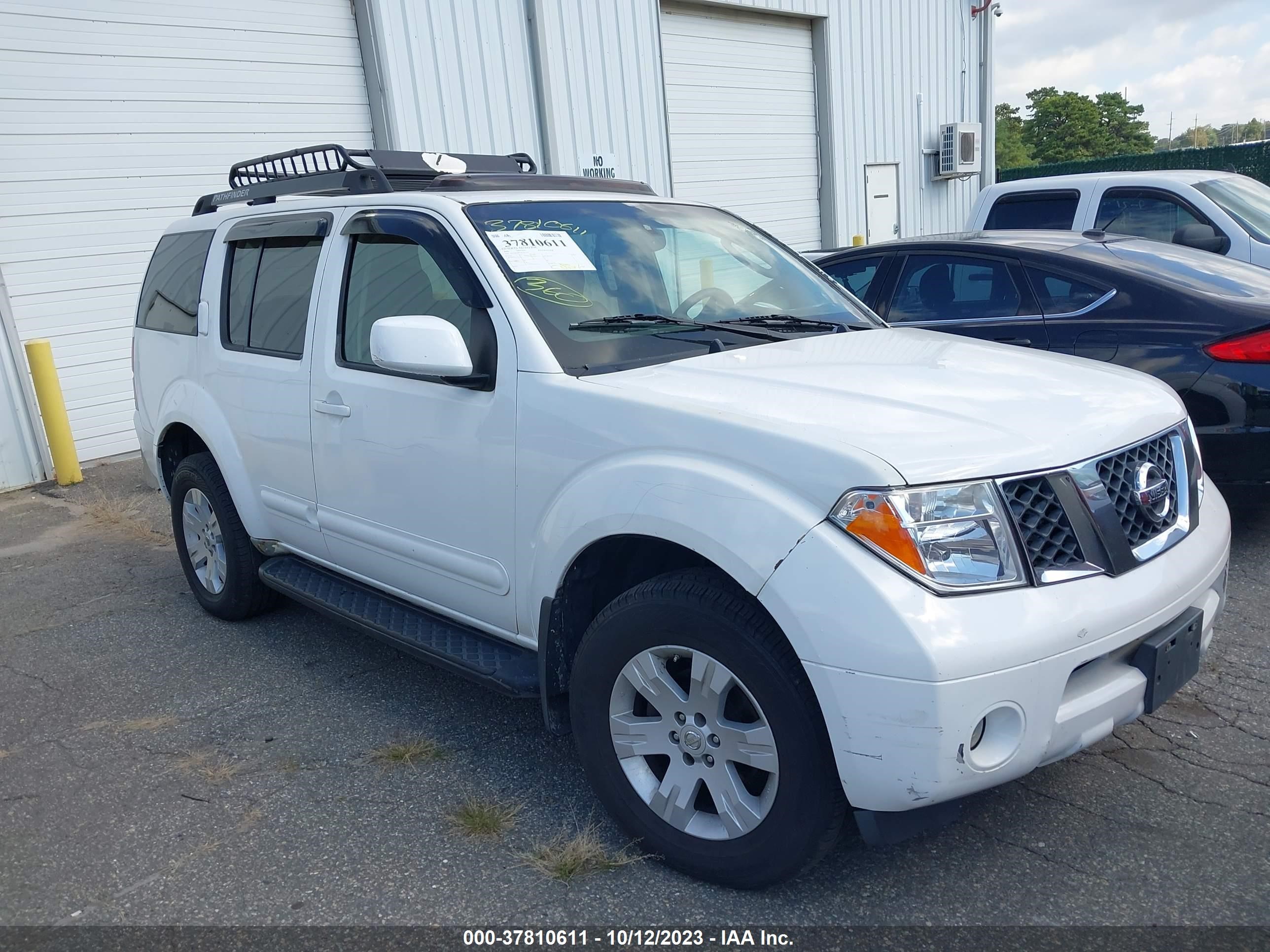 nissan pathfinder 2006 5n1ar18w16c611747