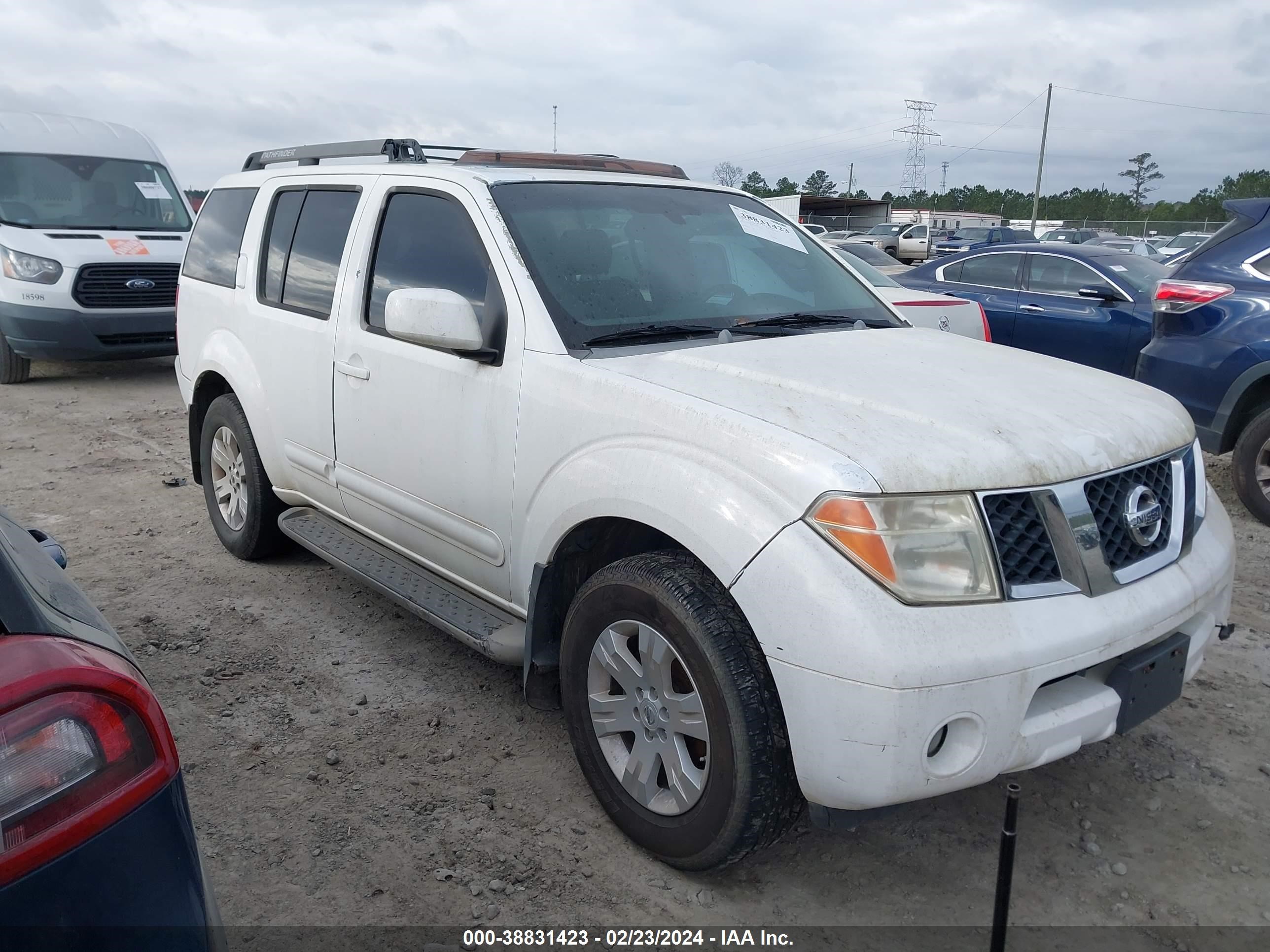 nissan pathfinder 2005 5n1ar18w35c774818