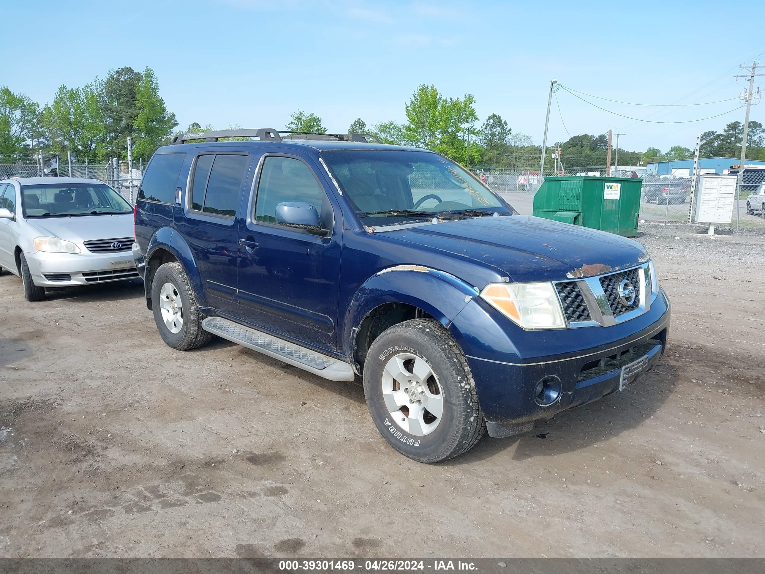 nissan pathfinder 2006 5n1ar18w46c640076