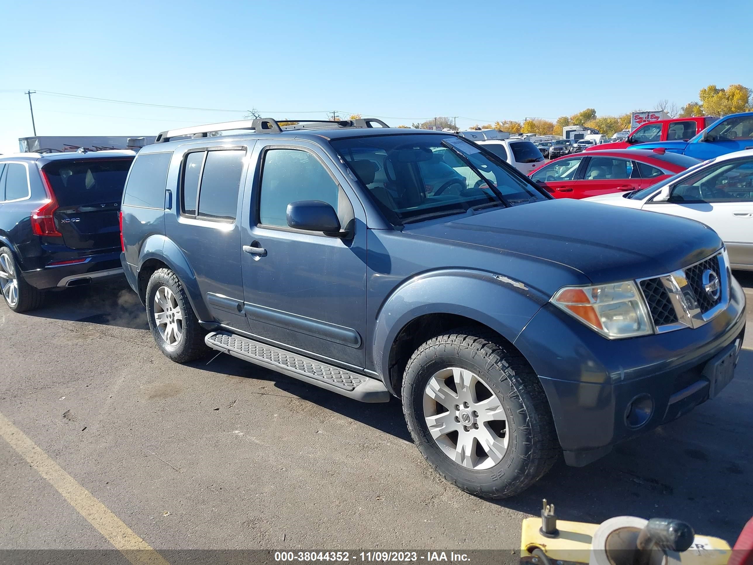 nissan pathfinder 2006 5n1ar18w56c623626