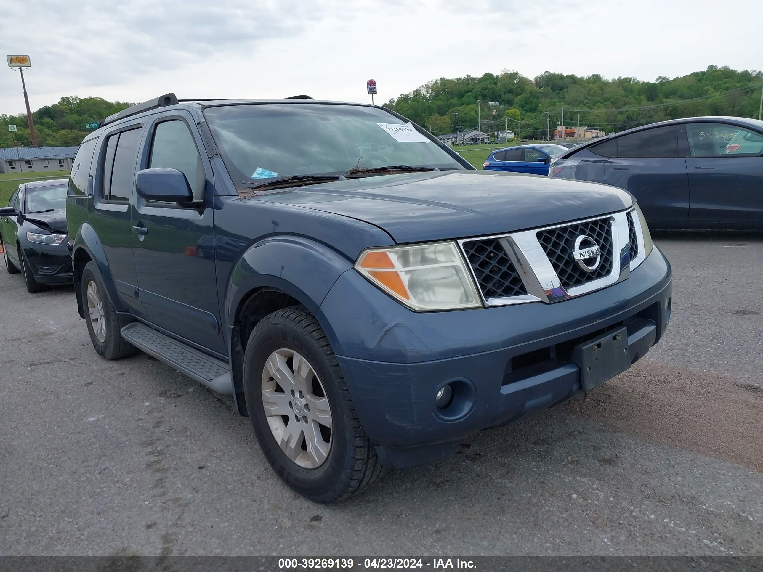 nissan pathfinder 2005 5n1ar18w95c763774