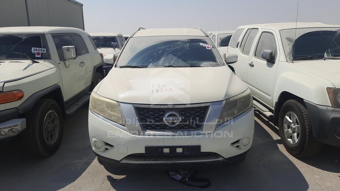 nissan pathfinder 2016 5n1ar2m52gc606447