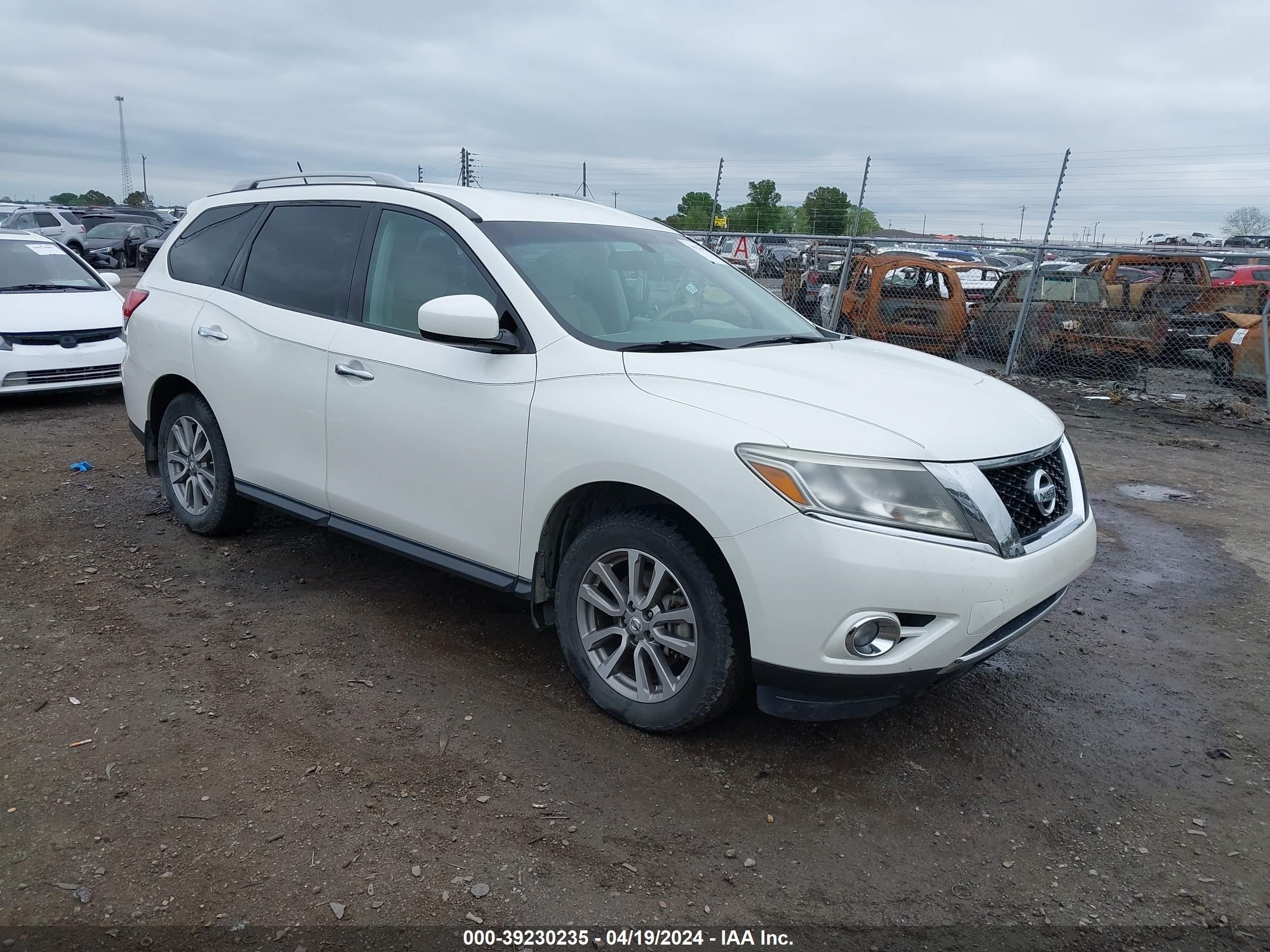 nissan pathfinder 2015 5n1ar2mm5fc700070