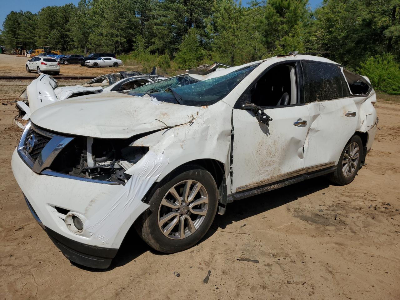 nissan pathfinder 2015 5n1ar2mn2fc649460