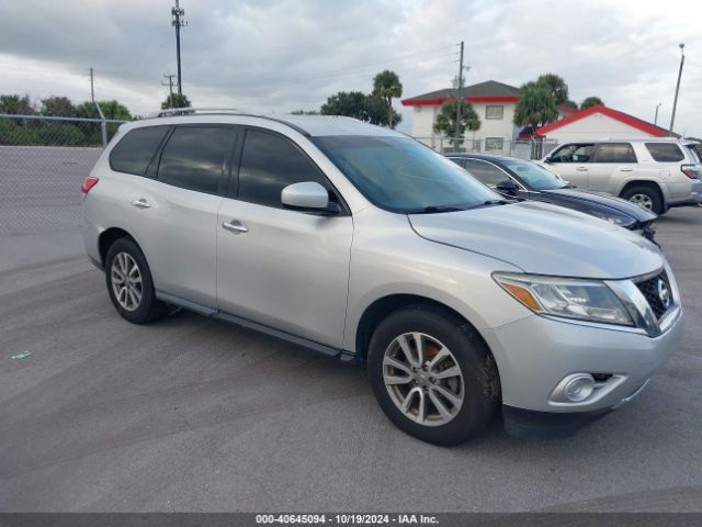 nissan pathfinder 2016 5n1ar2mn5gc647848