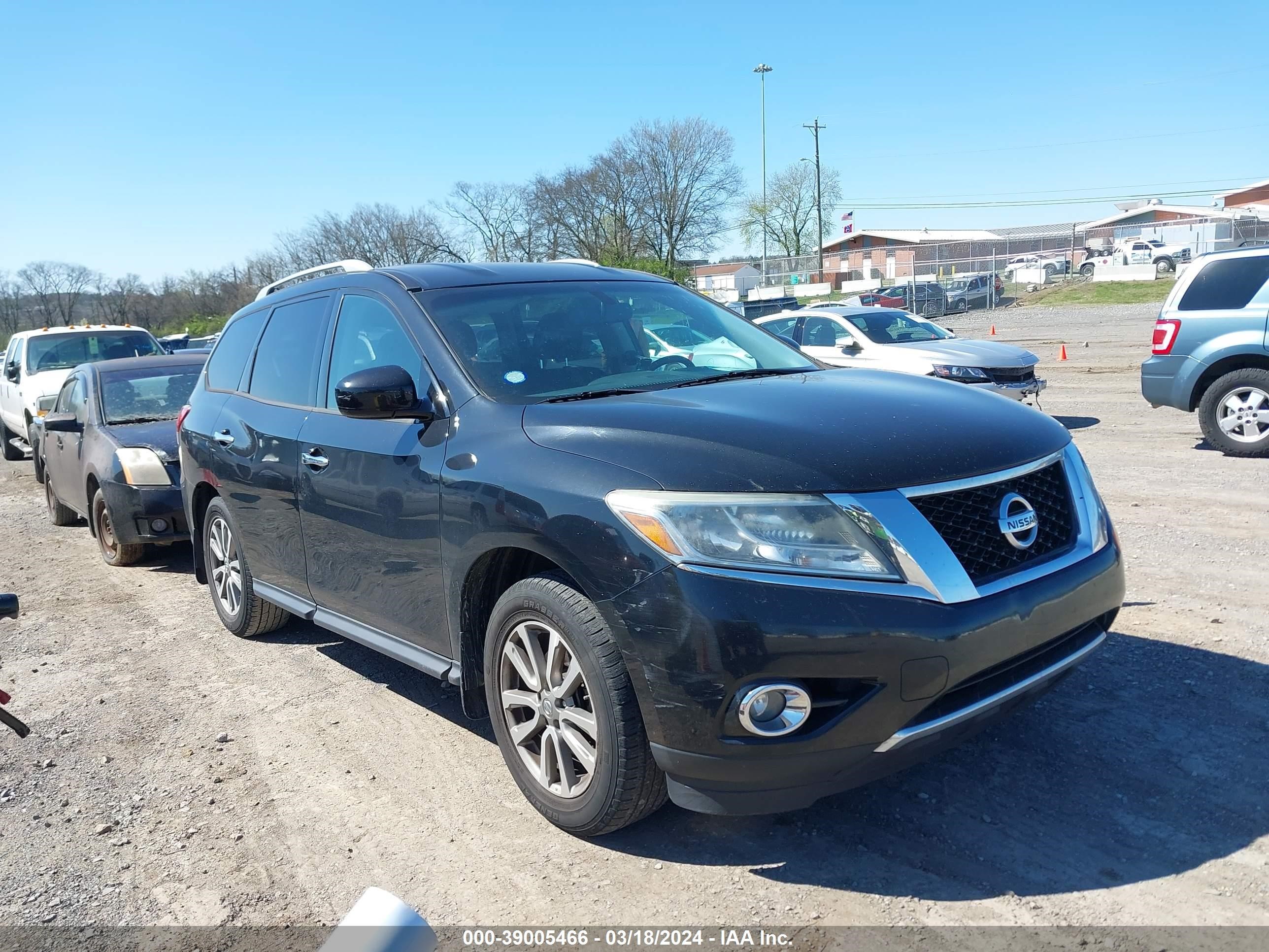 nissan pathfinder 2015 5n1ar2mn7fc647087