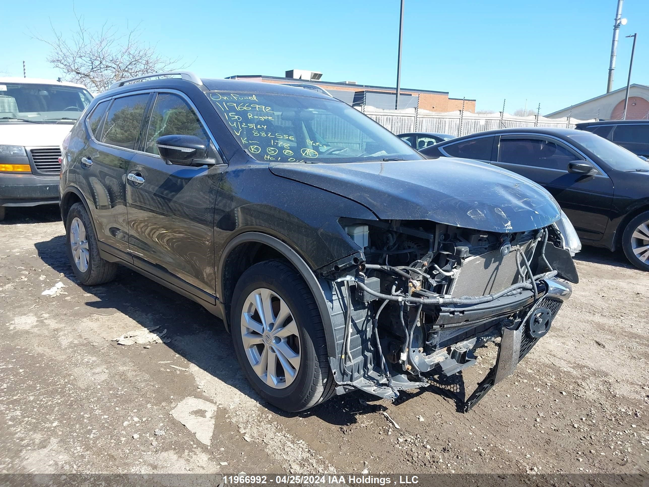 nissan rogue 2015 5n1at2mm6fc882556