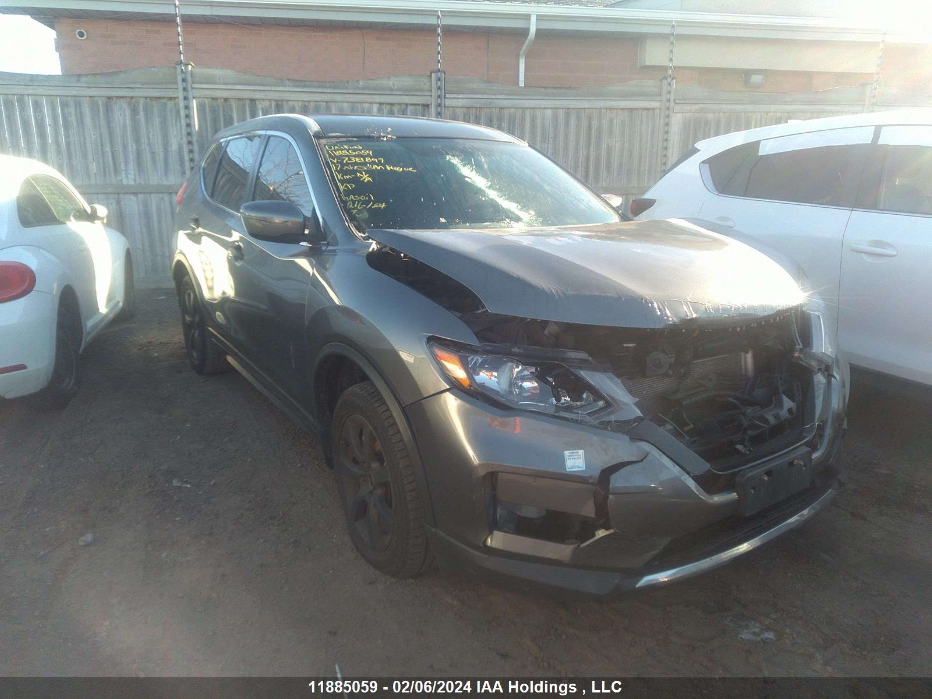 nissan rogue 2017 5n1at2mt0hc738897